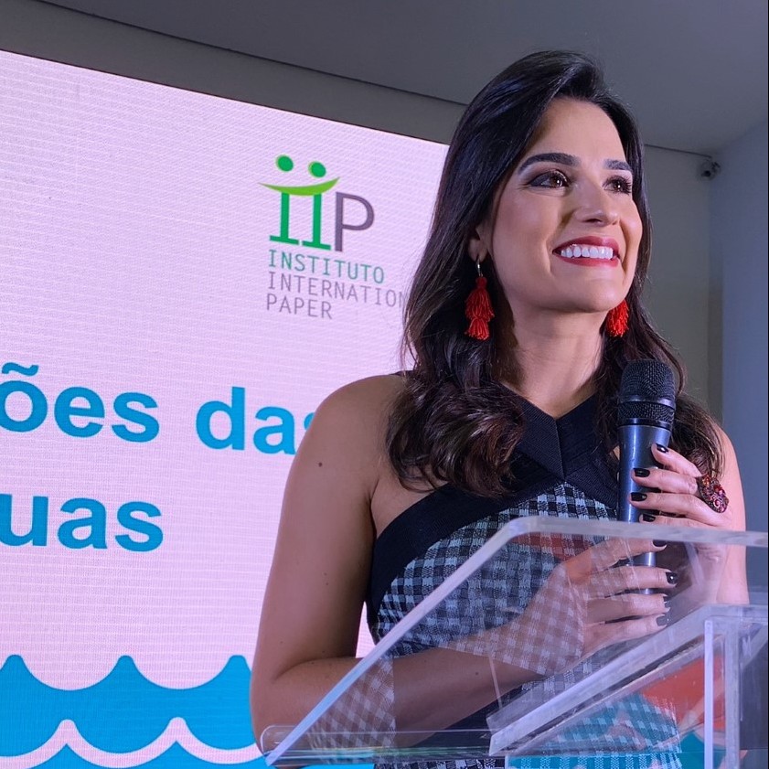 MESTRE DE CERIMÔNIA INTERNATIONAL PAPER