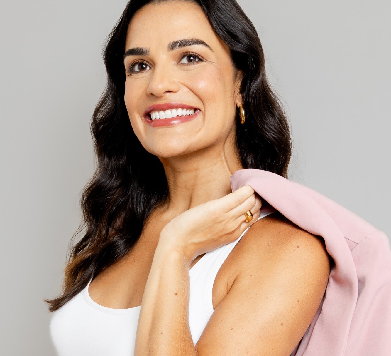 BOOK BY ARI TELES 2025